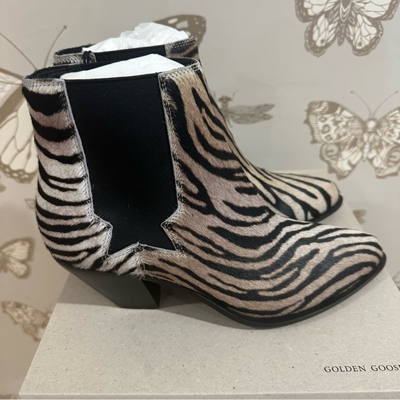 Golden Goose Boots - Picture 3 of 9